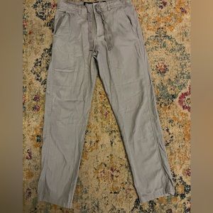 Men’s linen drawstring pants.